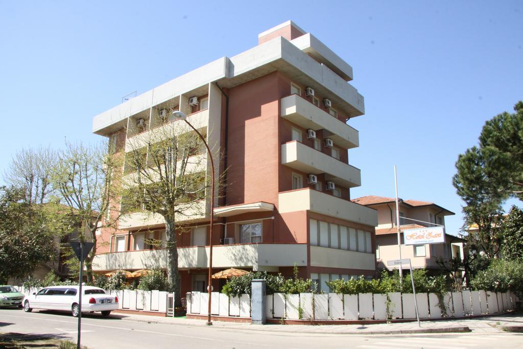 Hotel Zani Cervia Kültér fotó