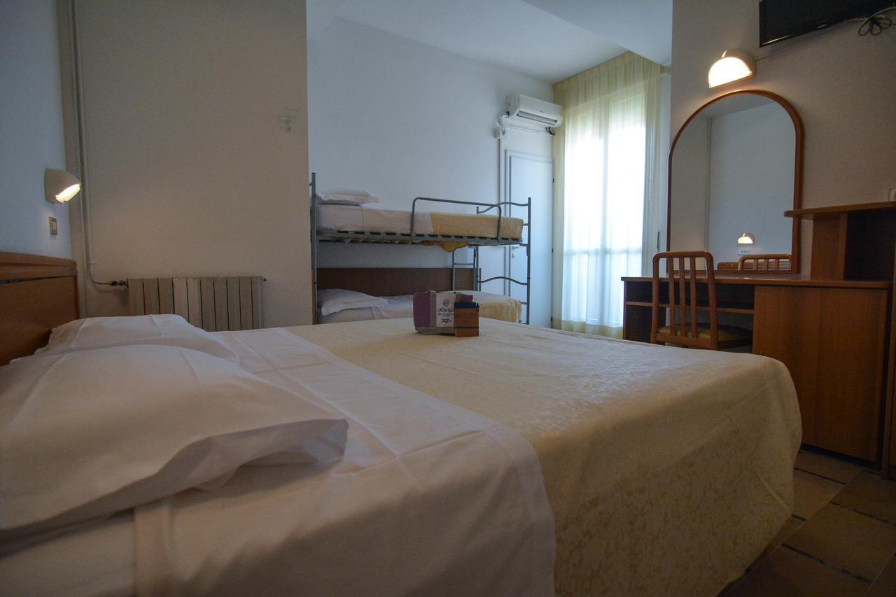 Hotel Zani Cervia Kültér fotó